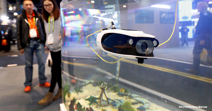 TECH-CES/ underwater-drone-720