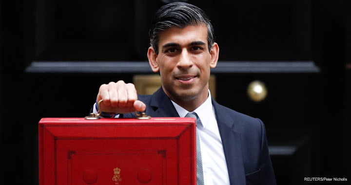 UK Chancellor of the Exchequer Rishi Sunak holds the budget box outside Downing Street in London, 27 October 2021.