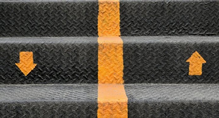 Staircase marked with up and down arrows.